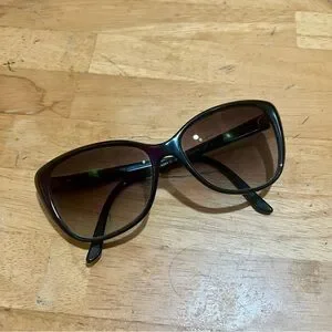 Versace | Accessories | Versace Black Cateye Sunglasses  display picture 3